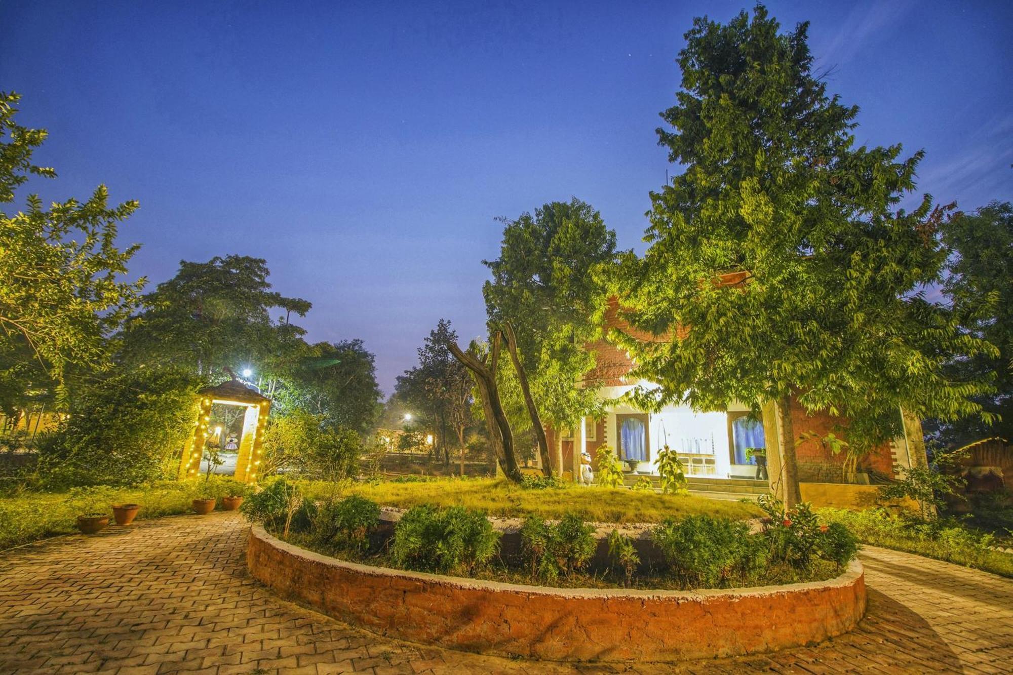 Tribal Wood Resort Dhanwar Bagian luar foto